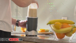 دانلود استوک فوتیج : آب میوه گرفتن Fruit Smoothie In A Blender