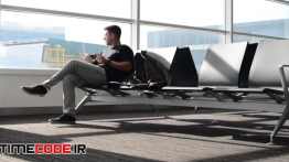 دانلود استوک فوتیج : مرد منتظر در فرودگاه Man Waiting In The Terminal