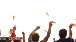 دانلود فوتیج مردم در حال تکان دادن پرچم ترکیه Happy Turkish People Waving With Flags