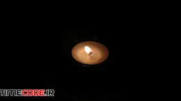 دانلود استوک فوتیج :  شمع با پس زمینه سیاه