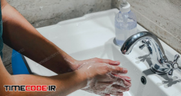 دانلود عکس شستشو دست برای محافظت از کرونا  Washing Hands Rubbing With Soap Man