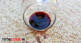 دانلود عکس ریختن شرب روی فرش Glass Of Red Wine Fell On Carpet