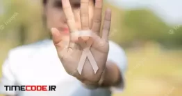 دانلود عکس زن با نماد سرطان رحم September Uterine Cancer Awareness Month